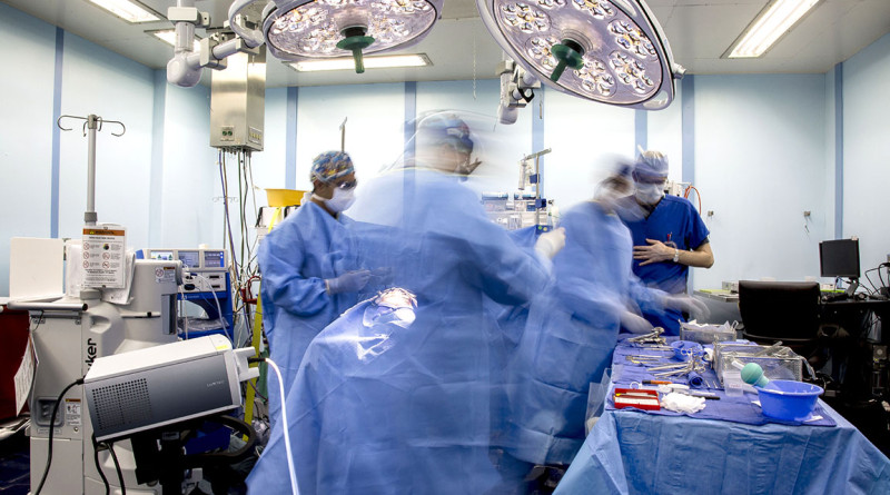 A United States Navy surgical team perform cleft-palate surgery on a two-year-old boy from Bougainville onboard hospital ship USNS Mercy during Pacific Partnership 2015. Photo by Able Seaman Chantell Brown