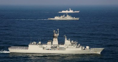 HMA Ships Stuart and Arunta conduct a screenplay exercise with PLANS Yuncheng in the South China Sea. Photo by Able Seaman Kayla Hayes