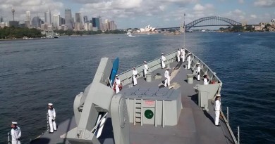 Photo courtesy HMAS Melbourne