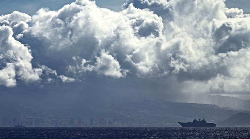 HMAS Canberra makes her final approach to Pearl Harbour, Hawaii ahead of Exercise Rim of the Pacific (RIMPAC) 2016. Photo by Able Seaman Steven Thomson