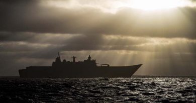 HMAS Adelaide sails north along the coast of Western Australia during Exercise Ocean Explorer 17. Photo by Able Seaman Richard Cordell.