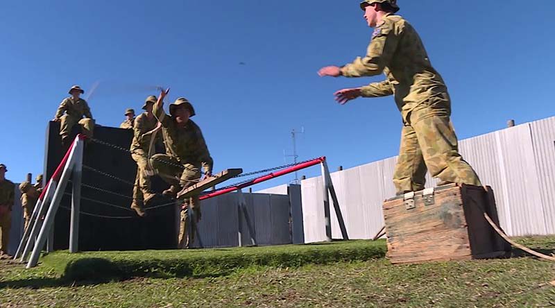Australian Army Cadets participating in the Adventure Training Award.