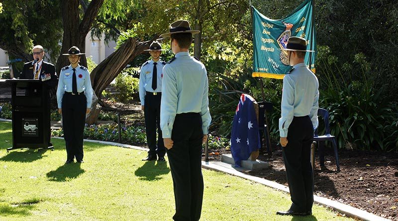 Air Force Cadets from No 604 Squadron provided an Honour Guard for the Malaya-Borneo Veterans Association plaque unveiling ceremony on 22 April (left to right): CSGT Britney Shorter (Guard Commander), LCDT Zain Carse, CSGT Blake Lawrence and LCDT Byron Barnes-Williams. CSGT Shorter and LCDT Barnes-Williams were members of the Association’s 2016 Pilgrimage to Kuching. Photo by Pilot Officer (AAFC) Paul Rosenzweig.