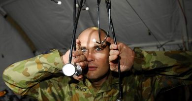 Lieutenant Colonel David Ward, second in command 1 Health Support Battalion (1HSB), takes a break during Op Padang Assist following earthquakes in Indonesia (2009). Photo by Able Seaman Andrew Dakin.