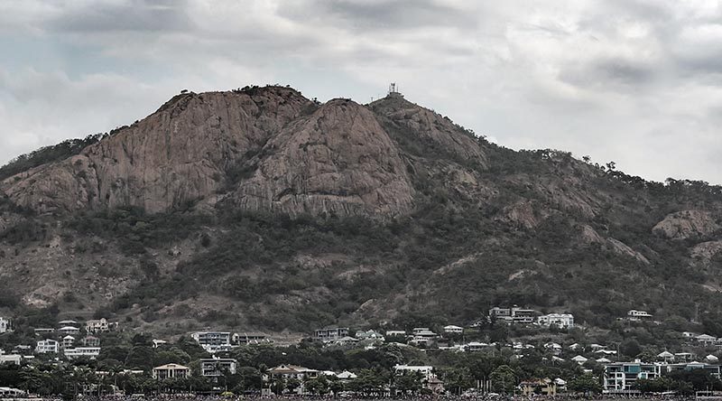 Townsville overshadowed by Castle Hill. Photo by Glen McCarthy.