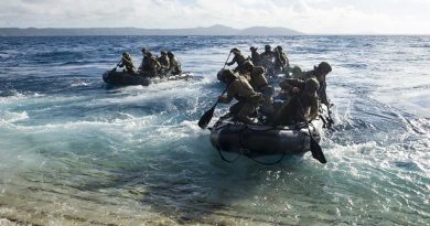 2RAR soldiers depart the well deck of USS Green Bay in combat rubber raiding craft during Talisman Saber 17. US Navy photo by Mass Communication Specialist 3rd Class Sarah Myers.