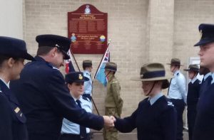 CCPL Tegan Thomas receives her Individual Proficiency Badge from Commanding Officer No 622 Squadron, Flying Officer (AAFC) Paul Lemar. Image supplied by 622 Squadron