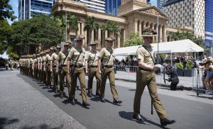 Soldiers from the 2nd/14th Light Horse Regiment (Queensland Mounted Infantry) exercise Freedom of Entry March in Brisbane. Photo by Oliver Carter.