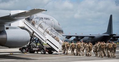 NZDF troops leave home for Australia and pre-deployment training before heading to Iraq. NZDF photo.