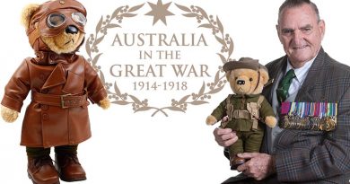 Bears to Schools National Ambassador Keith Payne VC, with Private Earnest Harvey, the Gallipoli Bear and, left, Lieutenant Thomas Hendy, The Australian Flying Corps Bear.