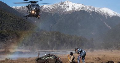 Personnel from the New Zealand Army’s 5 Movements Company and the Royal New Zealand Air Force’s No.3 Squadron remove debris from Travers Valley in Nelson Lakes National Park, in support of the Department of Conservation. NZDF photo.