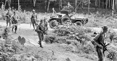 Members of B Company 2 RAR go on a patrol in Perak in 1956. AWM photo HOB/56/0751/MC via anzacportal.dva.gov.au