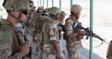 A New Zealand Army soldier observes as Baghdad Fighting School instructors train members of the Iraqi Army's 41st Brigade during a live-fire range practice at Taji Military Complex, Iraq. ADF photo.