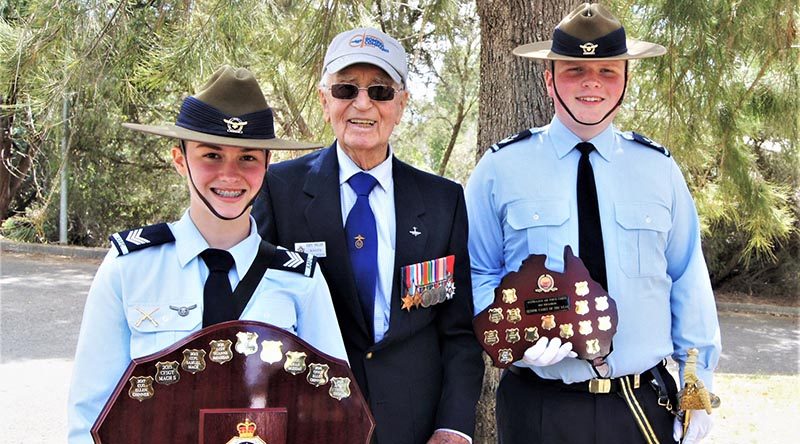 Bomber Command veteran, Flying Officer Ern Milde, with award winners Cadet Sergeant Tegan Thomas, 622 Squadron’s Cadet of the Year and Cadet Flight Sergeant Blake Harding, 602 Squadron’s Senior Cadet of the Year. Photo by Flying Officer (AAFC) Paul Rosenzweig