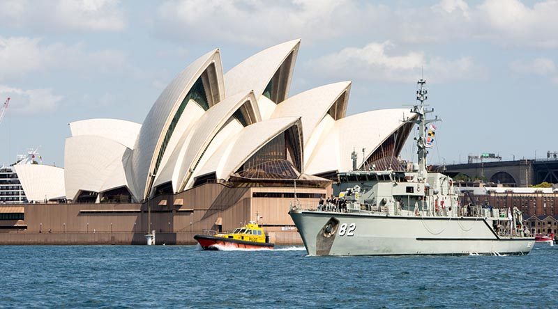 HMAS Huon sails through Sydney Harbour to begin a north-east Asia deployment. Photo by Able Seaman Tara Byrne.