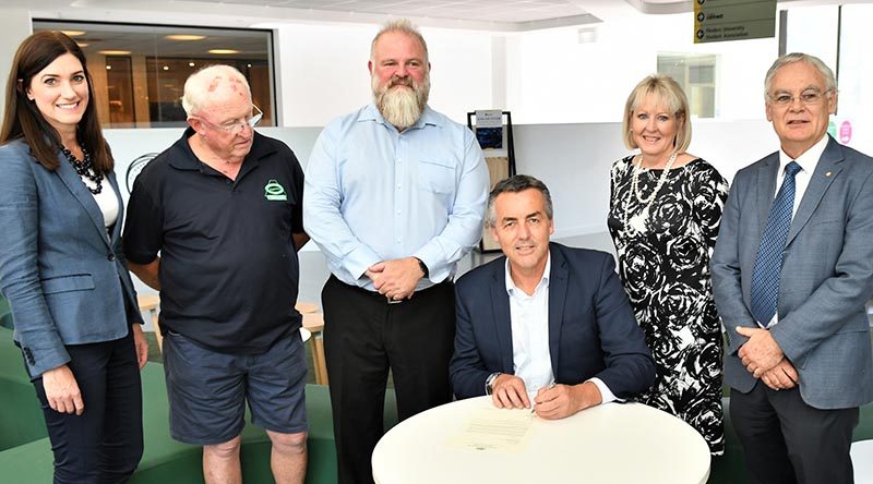 Nicolle Flint MP, coordinator of the William Kibby VC Veterans Shed Barry Heffernan, Flinders University Professor Ben Wadham, Minister for Veterans’ Affairs Darren Chester, DVA Secretary Liz Cosson and Deputy Vice-Chancellor (Research) Flinders University Professor Robert Saint. Photo supplied.