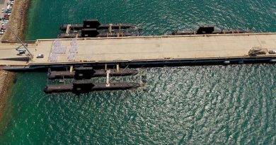 Five submarines alongside Diamantina Pier, Fleet Base West – HMAS Rankin, HMAS Waller, HMAS Farncomb, HMAS Sheean and HMAS Dechaineux. Photo by Lieutenant Ben Durnin.