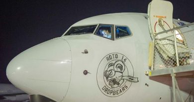 Aircrew prepare for the final operational mission of the RAAF E-7A Wedgetail Airborne Early Warning and Control aircraft on Operation Okra in the Middle East. Photo by Corporal Carla Armenti.