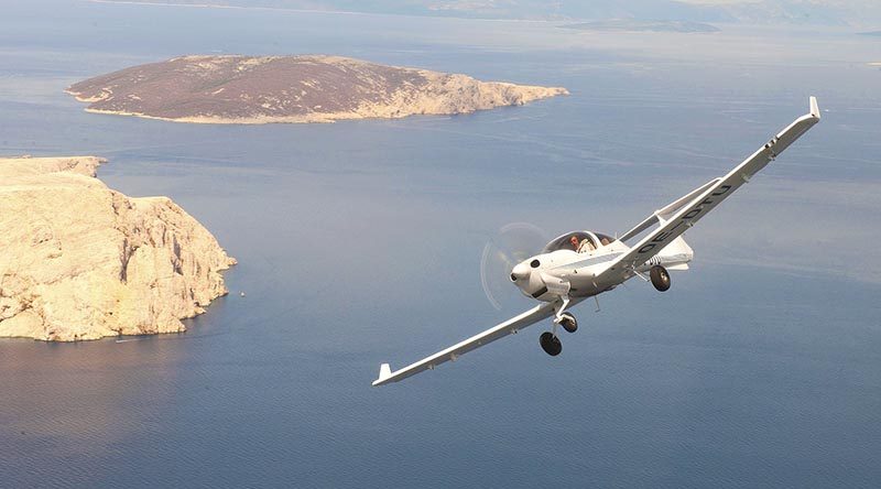 Diamond DA40 – courtesy Diamond aircraft company.