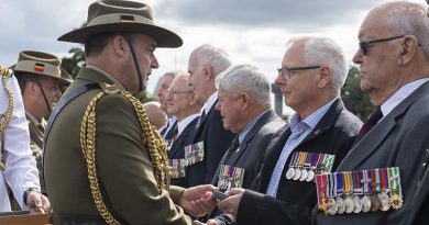 Veterans from 161 Battery 16th Field Regiment, Royal New Zealand Artillery, receive an Australian Unit Citation for Gallantry at Linton Military Camp from Major General Gregory Bilton, Forces Commander Australian Army. NZDF photo.