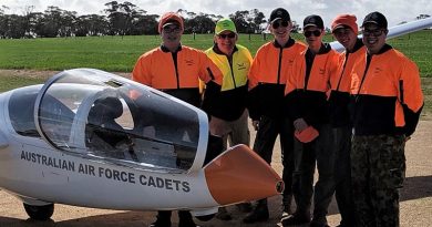 6 Wing gliding trainees at Balaklava Airfield during the July Gliding Camp (left to right): CWOFF Ian van Schalkwyk, WOFF(AUX) Rod Hamilton, LCDT Alexander Pearce, CCPL Samuel Ward, CCPL Tim Cox and LCDT Brian Telford. Photo by WOFF(AUX) Steve Shuck