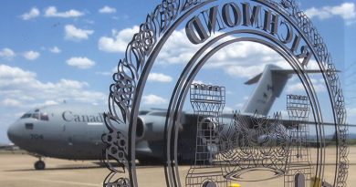 A Royal Canadian Air Force CC-177A sits on the RAAF Base Richmond flightline after delivering fire retardant from the USA to replenish Australian stocks. Photo by Corporal David Said.