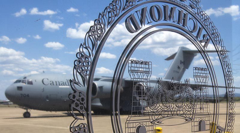 A Royal Canadian Air Force CC-177A sits on the RAAF Base Richmond flightline after delivering fire retardant from the USA to replenish Australian stocks. Photo by Corporal David Said.