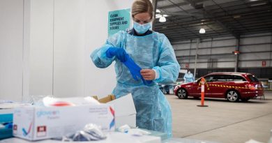 Leading Aircraftwoman Hayley Daniel, No.1 Expeditionary Health Squadron, prepares for COVID-19 testing at the Melbourne Showgrounds during Operation COVID-19 Assist. Photo by Leading Aircraftman John Solomon.