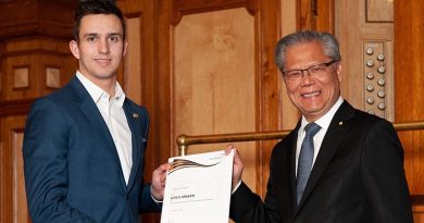 CSGT Austin Arnold receives his Gold Award certificate at Adelaide Town Hall from Governor of South Australia Hieu Van Le. Image courtesy of The Duke of Edinburgh’s International Award – South Australia.