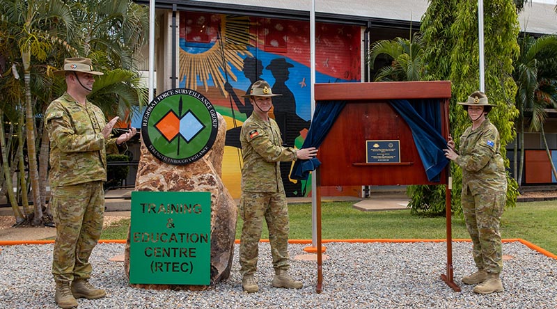 Commander Regional Force Surveillance Group Colonel John Papalitsas, Commander Forces Command Major General Mathew Pearse and Commander 2nd Division Major General Kathryn Campbell officially open the Regional Force Surveillance Group Training and Education Centre on Defence Establishment Berrimah, Northern Territory. Photo by Corporal Rodrigo Villablanca.