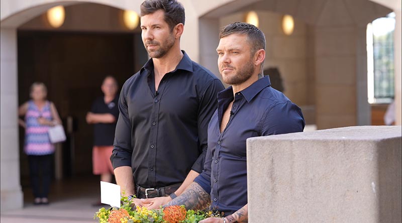 Former commandos Heston Russell and Scott Evenett prepare to lay a wreath at the Australian War Memorial. Screen grab from supplied video.