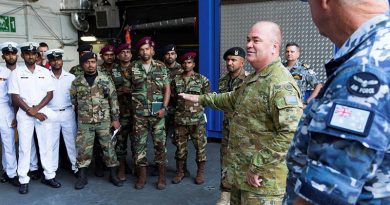 Major General Roger Noble welcomes members of the Sri Lankan Navy aboard HMAS Canberra at Colombo, Sri Lanka, during Indo-Pacific Endeavour 2019. Photo by Leading Seaman Steven Thomson.