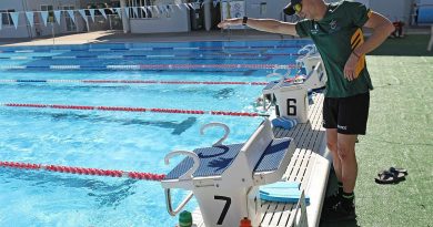 Invictus Games competitor Trent Forbes receives training from Team Australia - Assistant swim coach Andrew Wilkinson at the Gold Coast Performance Centre. Photo by Leading Seaman Jayson Tufrey.