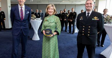 Lord Mayor of Perth Basil Zempilas, left, City of Perth CEO Michelle Reynolds and Commanding Officer HMAS Perth Commander Anthony Nagle at Council House in Perth. Story by Harriet Pointon Mather. Photo by Leading Seaman Ronnie Baltoft.