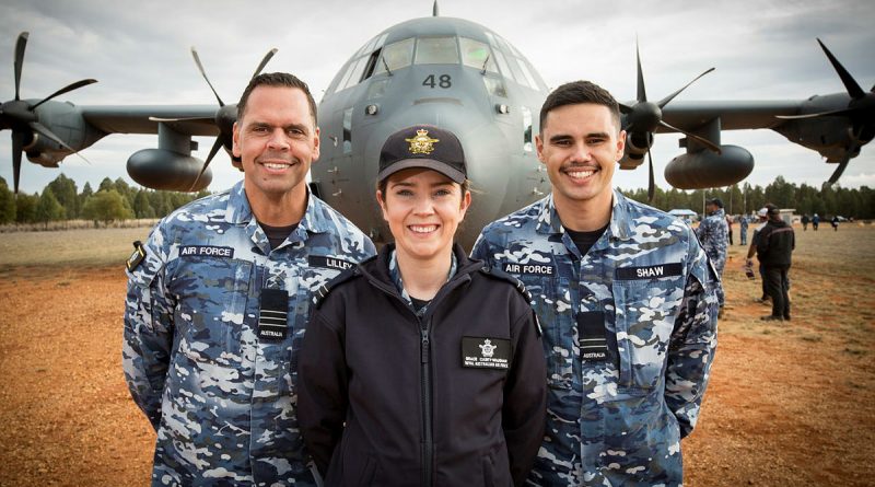 Wing Commander Jonathan Lilley (left), Flight Lieutenant (FLTLT) Grace Casey-Maughan (centre) and FLTLT Tjapukai Shaw join members from No. 37 Squadron in Gilgandra, as part of an Indigenous community engagement visit. Story by Pilot Officer Olivia Tiele. Photo by Corporal Casey Forster.