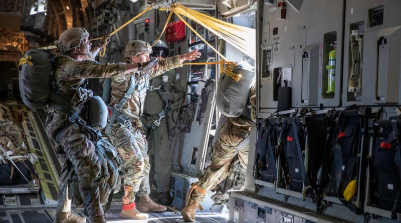 Alaskan based US Army paratroopers from 3rd Battalion, 509th Parachute Infantry Regiment, 4th Infantry Brigade Combat Team (Airbone), 25th Infantry Division “Spartan Brigade”, paradrop from a RAAF C-17A on Talisman Sabre 21. Story by Flight Lieutenant Chloe Stevenson. Photo by LACW Emma Schwenke.