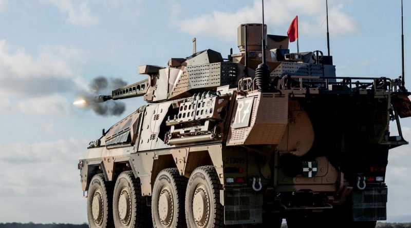 Soldiers from the 2nd/14th Light Horse Regiment (Queensland Mounted Infantry) conduct a live-fire shoot from a Boxer combat reconnaissance vehicle at the Wide Bay Training Area, Queensland. Story by Captain Jesse Robilliard. Photo by Leading Aircraftman John Solomon.