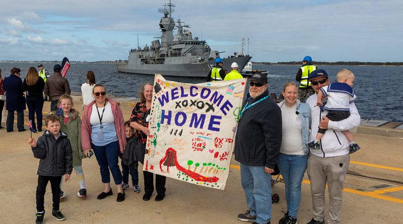 Family and friends of Petty Officer Boatswain Glen Nipperess, welcome home HMAS Ballarat following a four-month deployment, to Fleet Base West in Western Australia. Story by Lieutenant Gary McHugh. Photo by Leading Seaman Ronnie Baltoft.