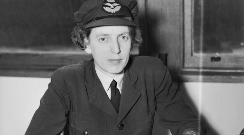 Squadron Officer Doris Carter, WAAAF, at her office desk at RAAF HQ, Victoria Barracks, in 1944. Story by Flying Officer Robert Hodgson. Photo: Australian War Memorial.