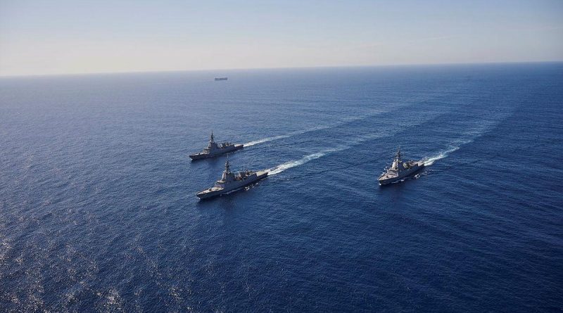 HMA Ships Hobart, Brisbane and Sydney conduct officer-of-the-watch manoeuvres in the Eastern Australian Exercise Area. Photo by Peter Bee.