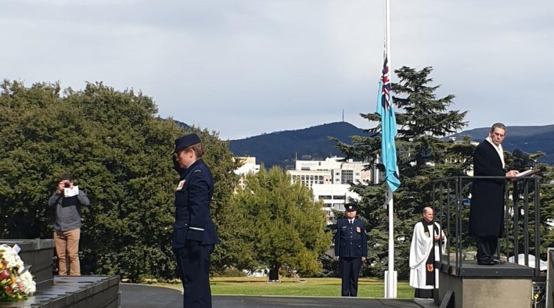 Commander Combat Support Group Air Commodore Veronica Tyler lays a wreath at the Hobart Cenotaph. Story by Flight Lieutenant Kate Davis. Photo by Sergeant Tanya Russell.