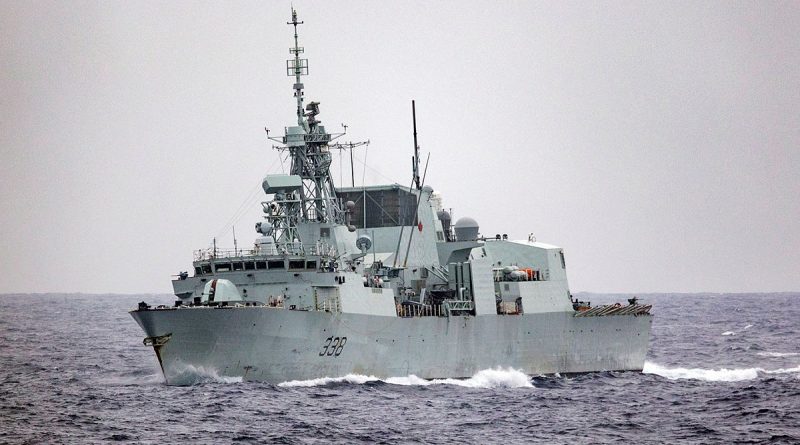 Royal Canadian Navy frigate HMCS Winnipeg sails through the South China Sea during a transit with HMA Ships Brisbane and Warramunga. Photo by Petty Officer Yuri Ramsey.