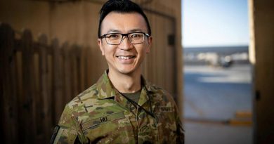 Navy medical officer Lieutenant Commander Lin Hu is an anaesthetist with the Australian Surgical Team at the Baghdad Diplomatic Support Centre in Iraq. Story by Flight Lieutenant Clarice Hurren. Photo by Sergeant Glen McCarthy.