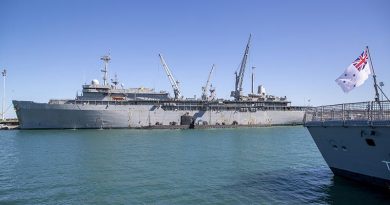 United States Nuclear Submarine USS Springfield berthed outboard of USS Frank Cable at Fleet Base West, Western Australia. Photo by Leading Seaman Richard Cordell.