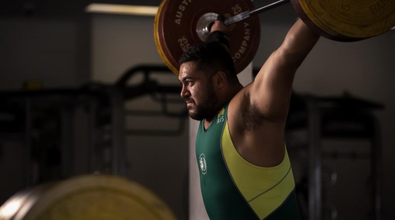 Leading Seaman Suamili Nanai trains at the HMAS Stirling gym in preparation for the 2022 Commonwealth Games in Birmingham, United Kingdom. Story by Lieutenant Rilana Ostheim. Photo by Leading Seaman Craig Walton.