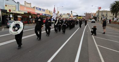 Personnel from HMAS Ararat march through Ararat in Victoria. Story by Lieutenant Gary McHugh. Photo by Ararat Advocate.