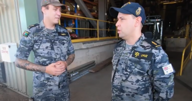 NAvy's new MMPU lighter camouflage working uniform. Video clip.