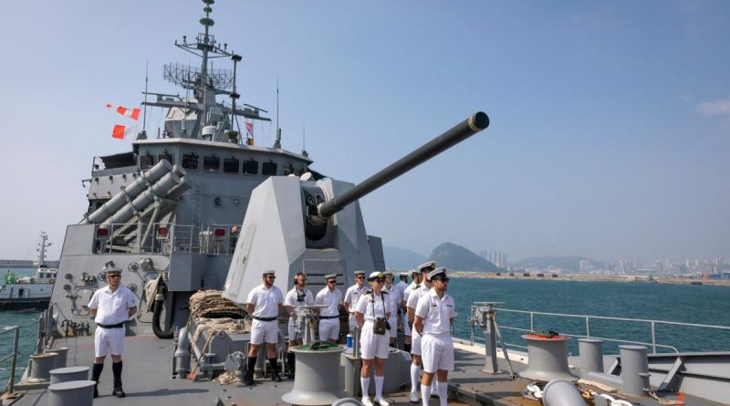 HMAS Parramatta arrives at Busan Naval Base during her visit to the Republic of Korea while conducting a regional presence deployment. Photo by Leading Seaman Leo Baumgartner.