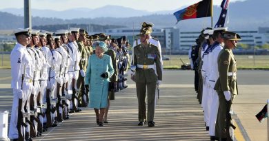 Her Majesty Queen Elizabeth II and then Officer Commanding Australia's Federation Guard Major John Cottis, inspect the troops from Australia's Federation Guard in 2011. Photo by Sergeant William Guthrie.