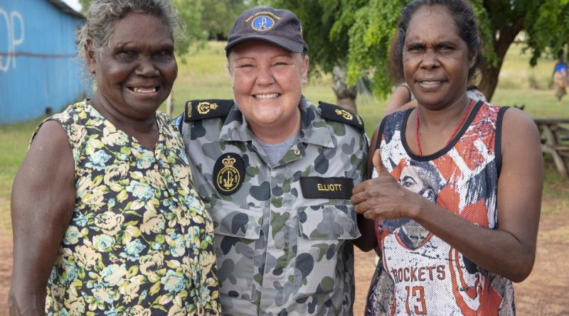 Chief Petty Officer Tina Elliot with Annette Gayula and Rosilyn Marawili during the Diversity Reference Group's visit to the community of Bäniyala, located on Blue Mud Bay in East Arnhem, Northern Territory. Photo by Petty Officer Bradley Darvill.